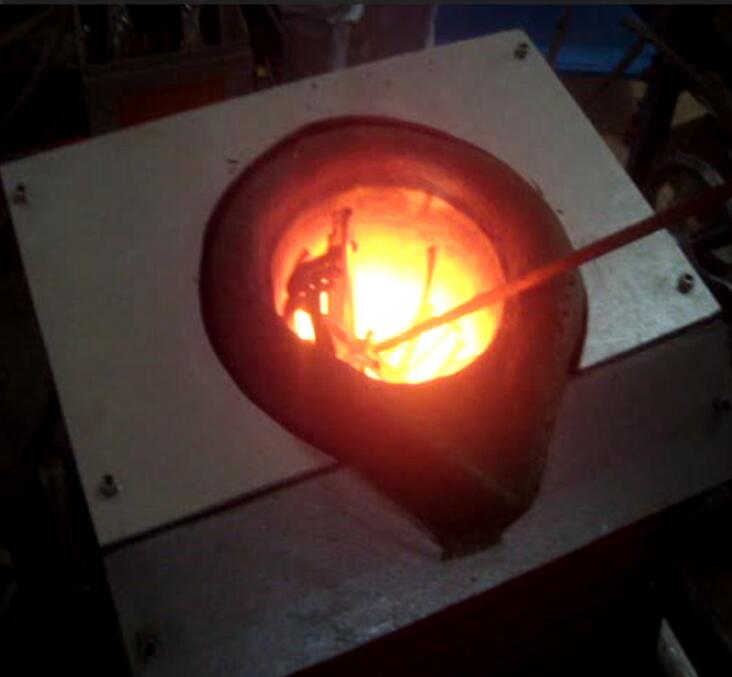 中頻感應加熱爐的使用標準和安全操作規(guī)程