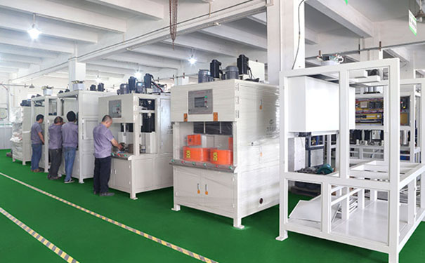 高頻淬火機(jī)床廠 高頻淬火機(jī)床廠