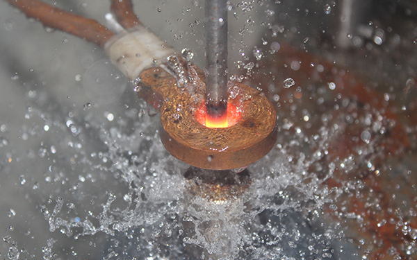 淬火機(jī)床5.jpg 淬火機(jī)床5.jpg