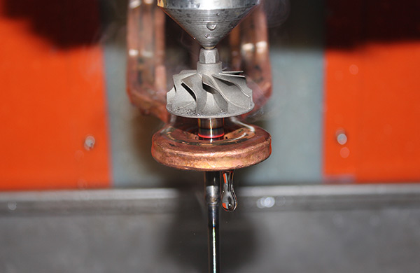 1646815924122597.jpg 電機軸高頻淬火設備1.jpg